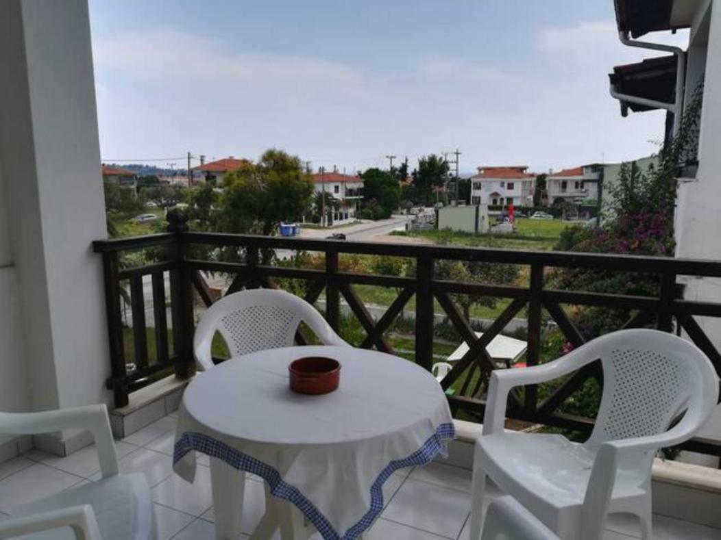 Melina Apartments Nikiti  Exterior photo