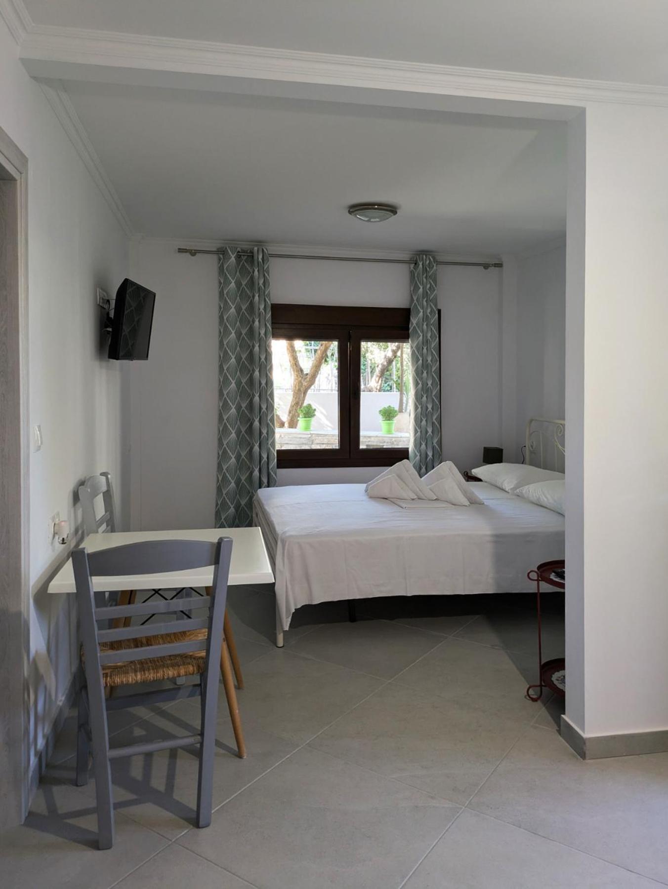 Melina Apartments Nikiti  Exterior photo